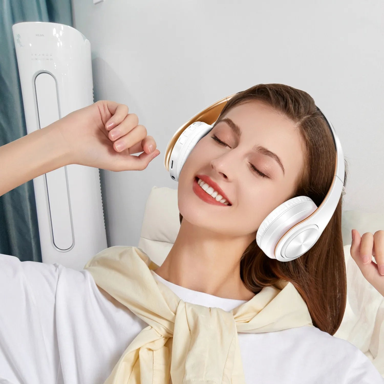Bluetooth Sports Headphones – Stereo Sound & Foldable Design